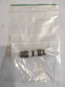 Cfz. n.2 SMC Raccordo "D" Inox KQB2H10-02S 1x filetto maschio G1/4" 1x tubo 8-10 - Foto 1 di 1