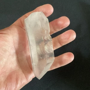 10cm Long Clear Quartz Quality Crystal Therapy 194g - Foto 1 di 8