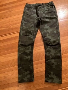 Cat and Jack Green Camo Print Elastic Waist Cargo Jogger Pants Boys Size 16 - Picture 1 of 3