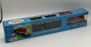 THOMAS & FRIENDS SALTY 4798 Motorized Road & Rail TOMY 2005 Brandneu💯✅ - Bild 1 von 10