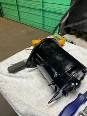 56 1957 1958 1959 1960 1961 1962 1963 1964 Ford Exchange generador garantía de por vida Foto 1 de 4