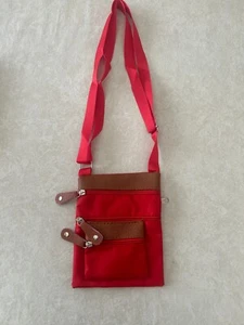 Cartera de nailon cruzada roja (4 secciones) - Imagen 1 de 10