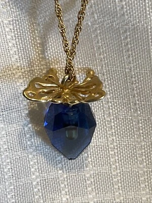 复古蝴蝶项链黄铜蓝色宝石 16 英寸链子。 — 第 1/4 张图片