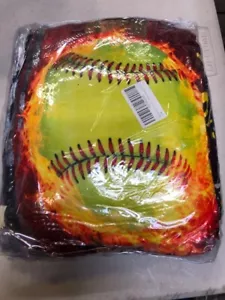 Softball Pitcher Warm & Cozy Throw Blanket Brand New & Vacuum Sealed - Picture 1 of 2