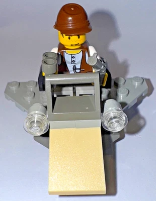 LEGO Set # 1281 Dino Island: Aeroplane / Mike's Dinohunter 2000 Complete Retired - Image 1 of 4