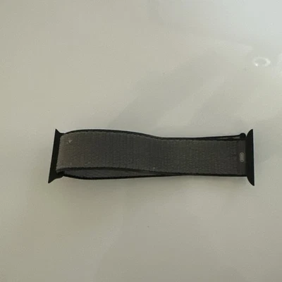 Apple Watch Sport Loop 44 mm (42/45/49) genuino OEM anclaje gris usado Foto 1 de 3