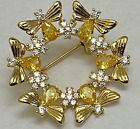 Vintage Angel Bee Daisy Flower Yellow Crystal Glass Clear Rhinestone Brooch Pin