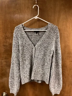 NWOT Women "Donna Karan" blk/white knit snap cardigan sweater. Size LARGE - Image 1 of 2