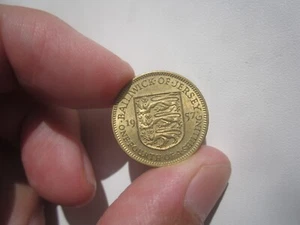 NICE GRADE 1957 JERSEY 1/4 SHILLING - Bild 1 von 2