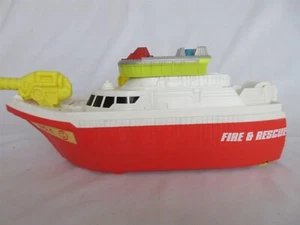MATHCBOX Mega Power Fire and Rescue Floating Boat built-in water squirter - Picture 1 of 6