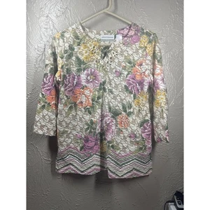 Alfred Dunner Top Floral Lined Studded Neckline 3/4 Sleeve Shirt Petite Size PS - Picture 1 of 5