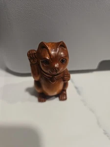 Netsuke japanische geschnitzte Buchsbaum Glückskatze - Bild 1 von 7