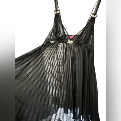 Vtg S BETSEY JOHNSON Black ACCORDION Chiffon BABYDOLL Negilee Chemise Pink Bows - Image 1 of 4