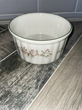 JOHNSON BROTHERS ETERNAL BEAUTY PIATTO DA SERVIZIO 7' LARGO SOUFFLÉ VEGETALE TUREEN