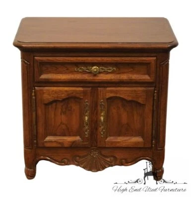 FABRICACIÓN DE NOGAL AMERICANO Mesita de Noche Armario 27" Estilo Francés País Macizo Nogal Foto 1 de 4