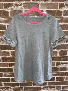 NUEVA CON ETIQUETAS CAMISETA TOP BÁSICO JUSTICE NIÑAS TALLA 14 NIÑOS GRIS LENTEJUELAS MANGA CORTA - Imagen 1 de 2