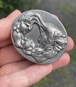 EDLE 30er Jahre Britannia Zinn Jugendstil Böhmische Frau Floral Art Deco Pillendose - Bild 1 von 8