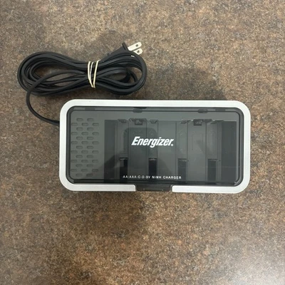 Energizer CHFCV2 Battery Charger AA/AAA/C/D/9V/NiMH With Manual (No Batteries) - Image 1 of 4