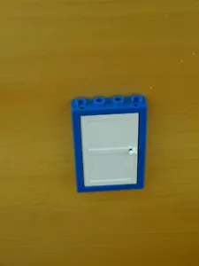 Lego Vintage Door with a Frame 2" x 1.5" - Picture 1 of 5