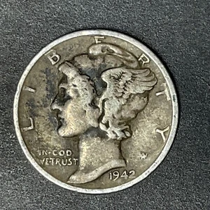 1942 Mercury Dime United States USA Coin 90% Silver Objects You Love - Picture 1 of 2