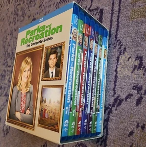 Parks and Recreation, Die komplette Serie, Blu-ray Set, Staffeln 1-7 - Bild 1 von 5