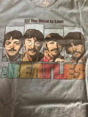 TRUNK Beatles Awesome ALL YOU NEED IS LOVE SINGLE T-Shirt XL Preowned  - Image 1 of 4