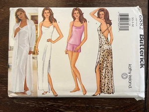 Butterick 6882 UNCUT Schnittmuster, Misses' Petite Kleid, Morgenmantel, Top, Gr. XS-S-M - Bild 1 von 2