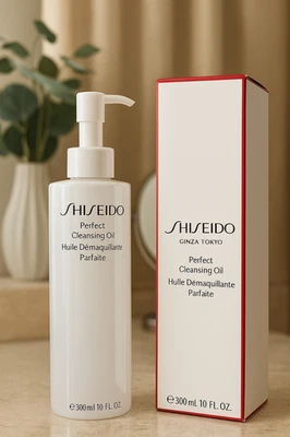 Shiseido Perfect Cleansing Oil 300ml – Makeup Remover – Hydrating – Japan - Image 1 of 4