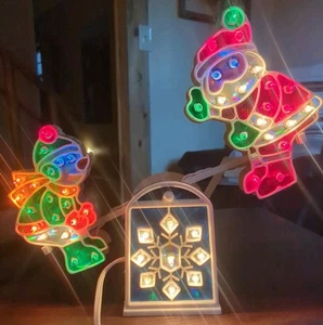 Toyo Christmas Animated Light Up/Holographic Santa & Elf See-Saw Teeter Totter - Picture 1 of 7