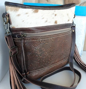 Myra Bag – Fringe Brown Leather & Cream Hair ~ Crossbody Bag ~ Zip ~ VERY NICE - Picture 1 of 24
