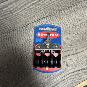 Bloque de rodamientos de bolas Ronstan Serie 20 - Triple - Cabeza de grillete de 2 ejes 20 mm Venta en Estados Unidos - Imagen 1 de 2