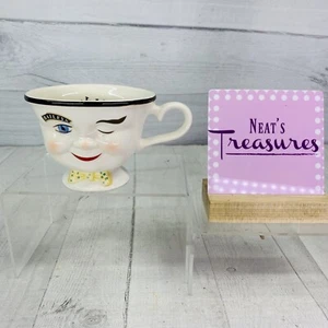 Red Robin Baileys Irish Cream HIS WINKING FACE YUM Blue Eye Ceramic Footed Cup - Picture 1 of 14
