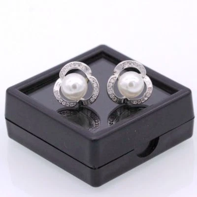 Beautiful New 18K White Gold Plated 8mm White Pearl & Crystal Stud Earrings ~ - Image 1 of 4