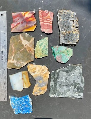 Mixed lot of unfinished slabs, rough gemstone slabs for cabbing - Image 1 of 4