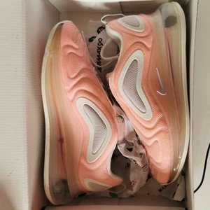Nike W Air Max 720 UK 6,5 US9/7.5 (AR9293 603) gebleichte Koralle, Unisex, brandneu in Verpackung - Bild 1 von 10