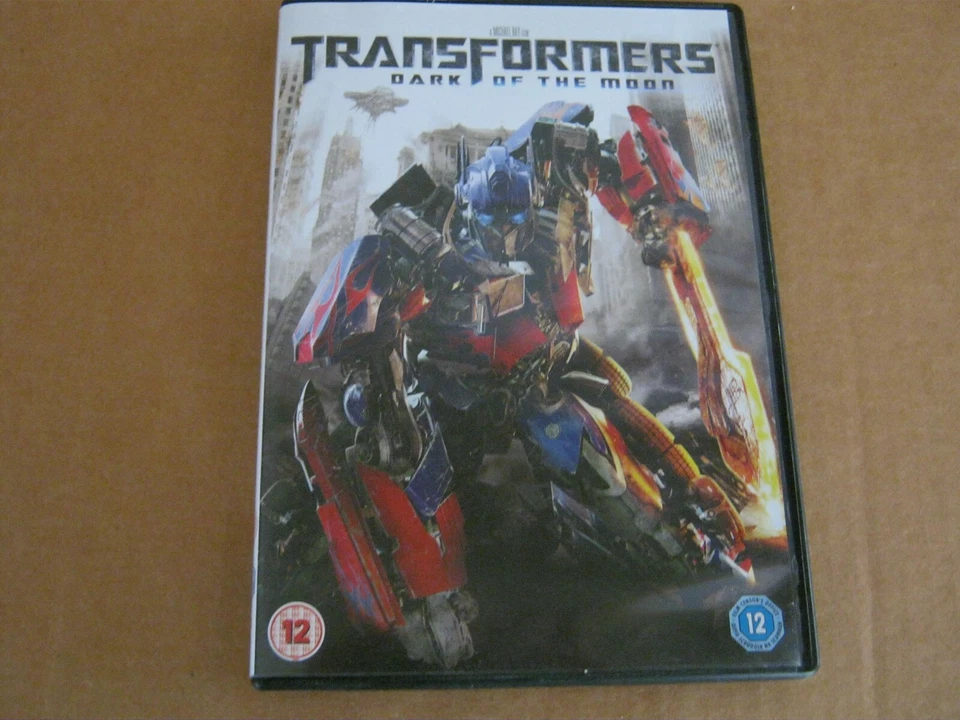 TRANSFORMERS DARK OF THE MOON (DVD) - Image 1 of 1