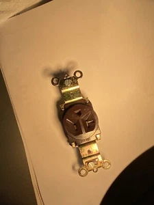 Leviton Single,20A,5-20R,125V , Brown Receptacle - Picture 1 of 5