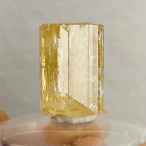 5.62g Zambian Imperial Topaz “Dragon”Topaz Gem Crystal Specimen UV Reactive - Picture 1 of 15