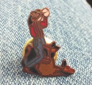Insignia de alfiler de cuerda de becerro vaquero Western Rodeo evento roper marca día - Imagen 1 de 2