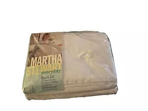 Martha Stewart K-mart Vintage Queen White Sheet Set -4 Pc - Picture 1 of 3