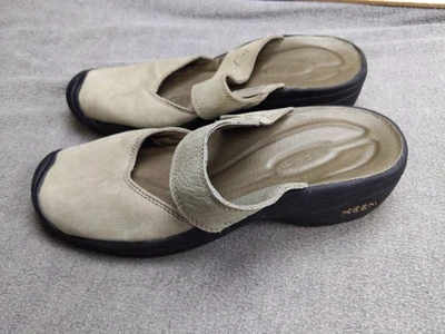Keen Mary Jane Shoes Womens Size 10 Tan Leather Mule Clogs Toe Bumper Comfort - Image 1 of 4