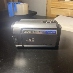 JVC Everio GZ-MG330HU 30G Hybrid HDD Video Camera (Camcorder Only) UNTESTED - Picture 1 of 10