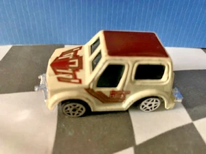Vintage Unbranded  1/64 Jeep Golden Hawk WHITE China - Picture 1 of 2