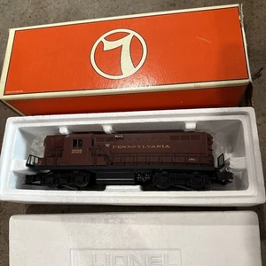 Lionel Pennsylvania GP-9 Diesel 6-18870 Rail Sounds Command Controlled - Picture 1 of 13