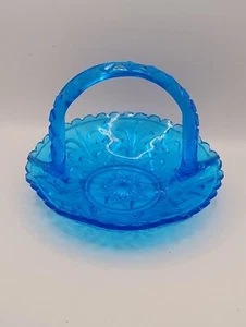 Antique/ Vintage Pressed Blue Glass Bon Bon Or Posy Basket Ref13# 02 - Picture 1 of 14