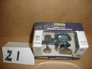 1/64 New Holland Genesis T8.435 SmartTrax Chrome Chaser - 2015 Farm Show - Picture 1 of 2