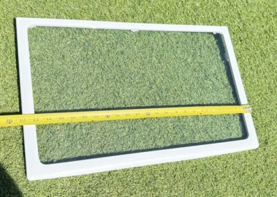 Estante de vidrio para refrigerador GE/Hotpoint P/N WR71X21218 del modelo # GTE18GTHLRWW Foto 1 de 4