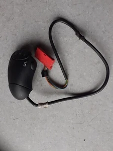 COMMODO COMMANDE AU VOLANT AUTORADIO RENAULT SCENIC I - Picture 1 of 4