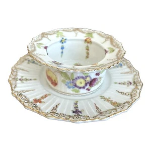 ANTIQUE RAMEKIN CUSTARD CUP PORCELAIN HAND-PAINTED - Picture 1 of 9