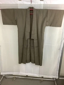 Japanischer Vintage Kimono Seide Stoff grau Streifen Bit Offroad groß - Bild 1 von 12